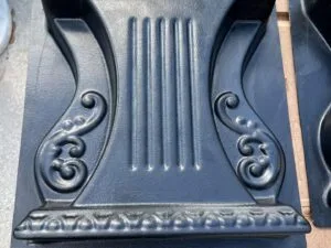 picture of absmolds.com concrete mold the roman bench leg