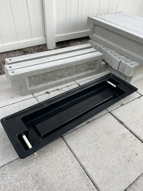 pouring concrete molds