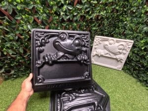 Frog mold set 102 one of two outside