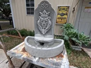 Working Kingswell Fountain with flowing water created using the Kingswell Fountain Concrete Mold Set